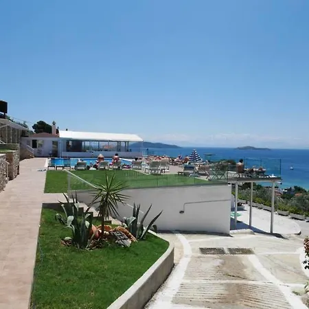 Hotel Rene 2*