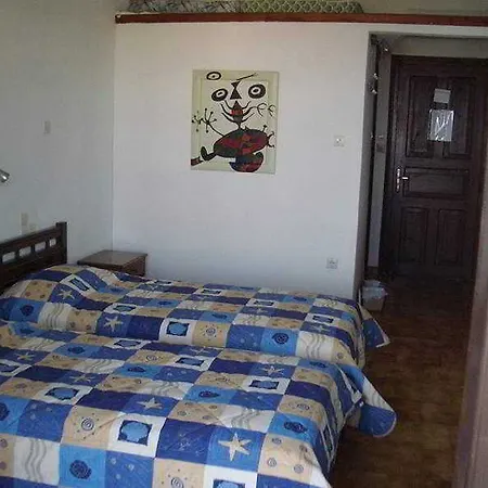 Rene 2* Skiathos Town